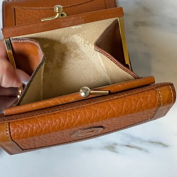 Vintage dooney and Bourke brown leather kiss lock wallet - Picture 7 of 10